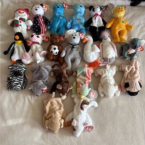 Bundle of Beanie Babies